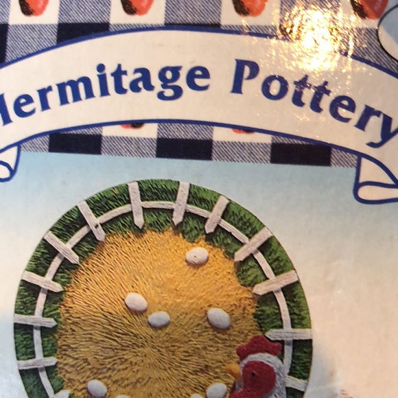 Hermitage Pottery miniature resin tea set - Picture 8 of 9